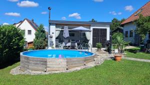 60 m² Ferienapartment Zentrumsnahe mit Gartenbenutzung - 4hvězdičkové hotely ve městě Steyr