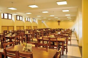 Dom Pielgrzyma KARMEL