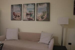 Monika Holiday 12 Beatrice Home