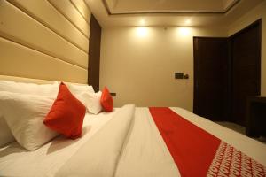 Hotel O Status Inn