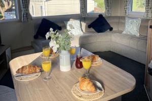 Newquay Bay Resort pet friendly sleeps 6 WiFi