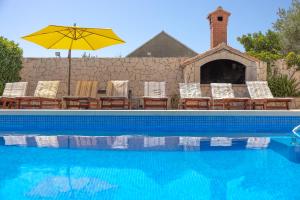 Apartments Bezmalinović 2