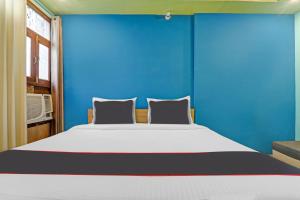 Collection O Premier Near Hazratganj