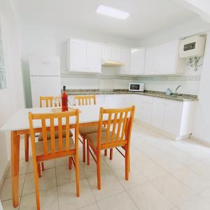 Apartamentos Reverón Playa 303 - Views of the Bay