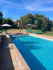 Lovely country house in Maremma with swimming pool