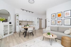 Stay in Historical Palace in Old town w free parking