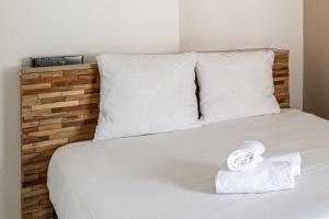 LE CHATAIGNIER avec terrasse au calme et central