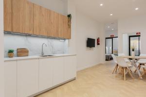 Comfort Stay for 7 pax - Terrace & Jacuzzi