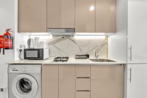 Amazing Studio in Azizi Riviera 1