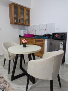 Nancys Haven studio apartment