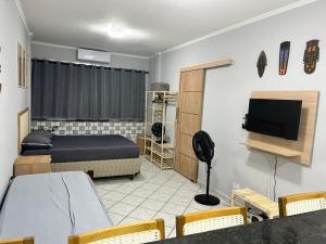 Praia Grande - Aviação - Apto Estúdio 50 mts da praia - 1º andar