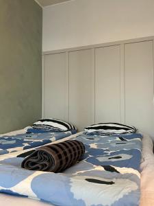 Elegantly renovated apartment with a parking space