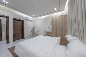 Cozy Stay-Al Zahraa