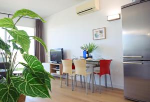 Beautiful flat in BenalBeach in front of the sea