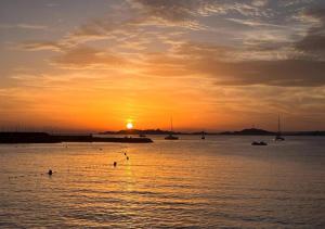 Appartement T2 avec balcon, vue Calanques - Proche plages Marseille Montredon