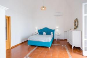 Dipintoditurchese, appartamento sul mare di Sorrento