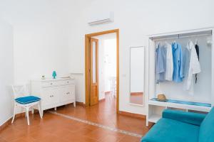 Dipintoditurchese, appartamento sul mare di Sorrento