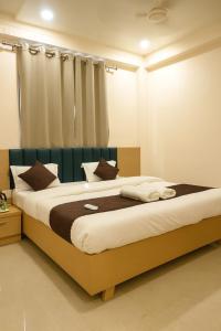 Hari Niwaas Guest House in Varanasi near Ghat & Kashi Vishwanath Temple