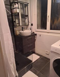 Appartement T4 Dijon proche Tram et bus 4ème étage