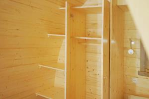 Traumhaftes Bungalow mit Seesicht - ohne privates WC und aktuell ohne Terrasse