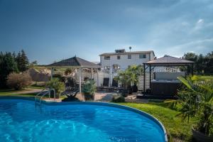 Ferienwohnung Hügelblick