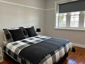 Black Range Cottage Cowra