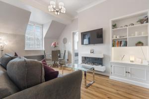 14 Feversham House Stylish 1-Bed Apartment with York Minster Views - Pass The Keys