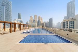 Inviting Dubai Marina Studio near Beach and Canal
