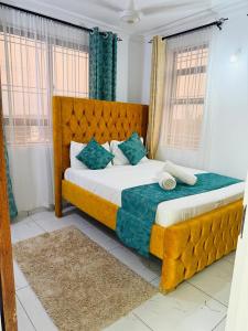 MJ Homes Mombasa - Cosy and lavish 2 bedroom apartment master ensuite unit