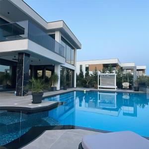 Residence Malibu Sunrise