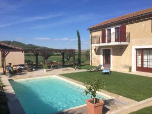Three-Bedroom House room in Phoenicia
