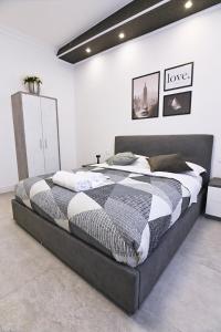 Parking - Design - Caesar House