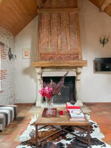 Maison avec piscine & tennis partagés - proche Châteaux de la Loire - 1h30 de Paris