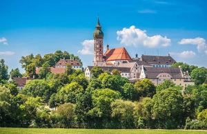 Nice Holiday Apartment near Munich and beautiful Starnberger See