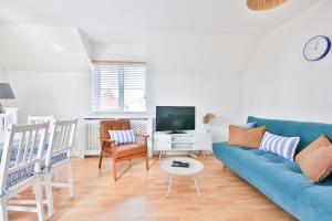 Beach Breeze – Family 2-Bed Home in Barry