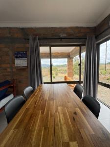 Shiwa riverside apartment
