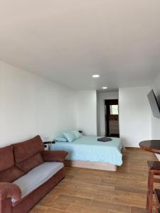 Alojamiento con finca en Gijón