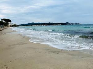 Villa meublée Pieds dans leau, au mois ou plus