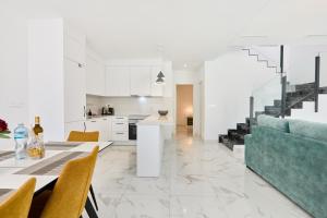 Rojales Golf House - by Welcomely