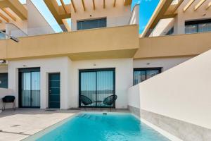 Rojales Golf House - by Welcomely