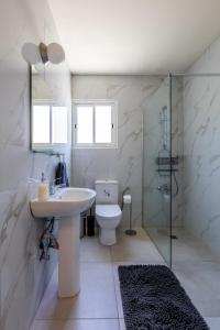 Lovely home in kapsalos