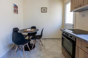 Lovely home in kapsalos