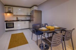 Maxihomes Near Hadrian Gate & Beach, with Sea Views