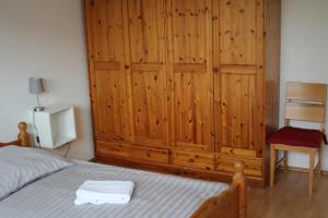 Großzügiges Erdgeschoßapartment mit Balkon und eigenen kostenlosen Parkplatz