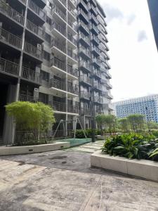 Good Luck House at S RESIDENCES