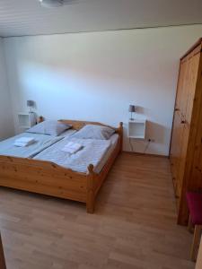 Großzügiges Erdgeschoßapartment mit Balkon und eigenen kostenlosen Parkplatz