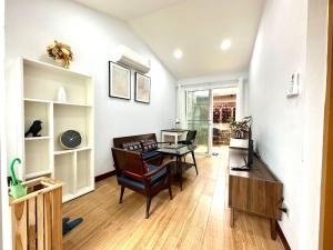 Baan Ploy In3 Cozy Lanna Home in Old Town