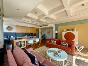 #2001 Cartwright - City Skies