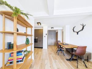 Appartement moderne 3 pièces, 2 ch, proche pistes, parking inclus - FR-1-398-674