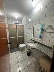 PRAIA DO MORRO - 2 QUARTOS - Apartamento 3 min do mar á pé - Garagem coberta e livre - WI FI